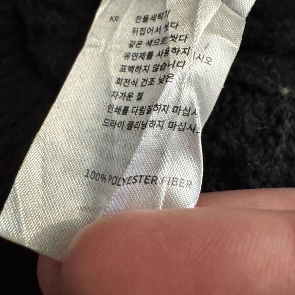 Aelfric Eden Men’s Black Chunky Knit Sweater Size Medium 100% Polyester - Picture 9 of 10